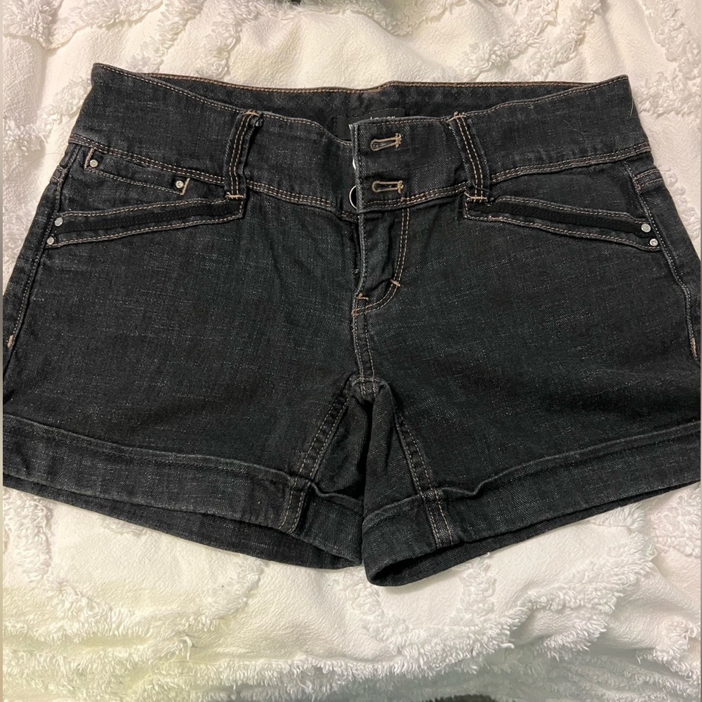 White House Black Market shorts sz0